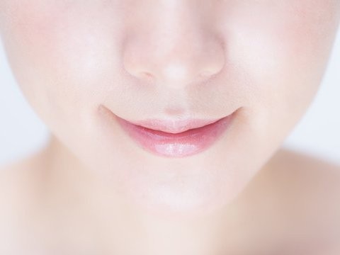 唇（リップ）のヒアルロン酸注射の効果と美容治療のリスク