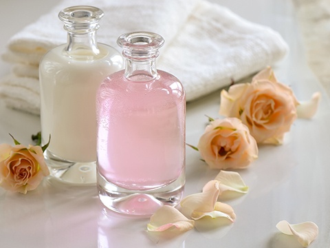 引き締め効果のある化粧水は注意