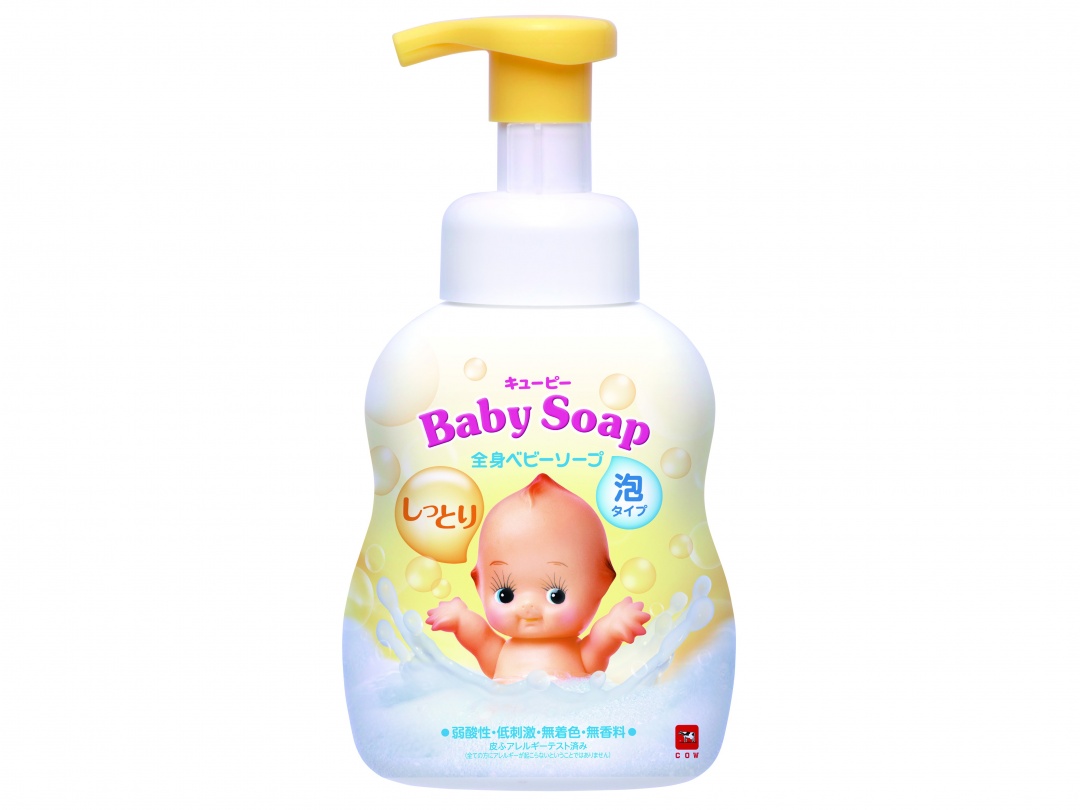  キューピー ベビーシリーズ しっとり全身ベビーソープ　泡タイプ 牛乳石鹸共進社