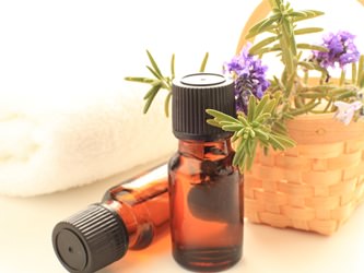 肩こり、むくみに！血行を良くするアロマオイル（精油）