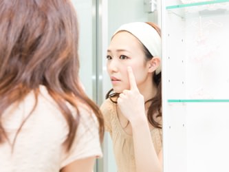 肝斑の化粧品での正しいケア方法