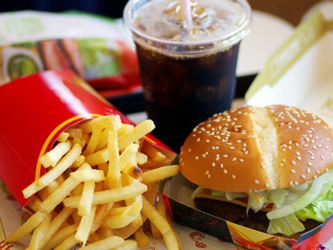 写真:ファストフード