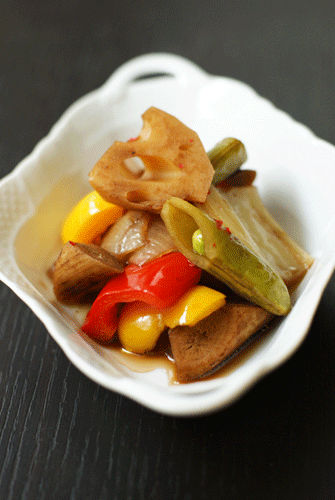 根菜と彩り野菜のバルサミコ煮