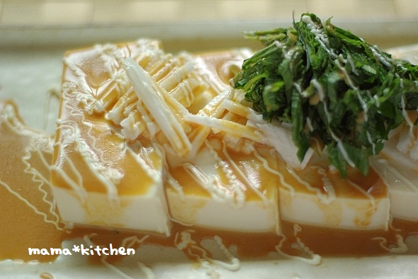 お豆腐と長芋のサラダ～胡麻と柑橘のドレッシング